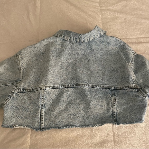 Zara Denim Jacket - Picture 2 of 4
